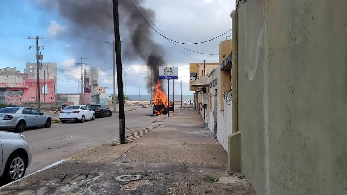 incendio de camioneta